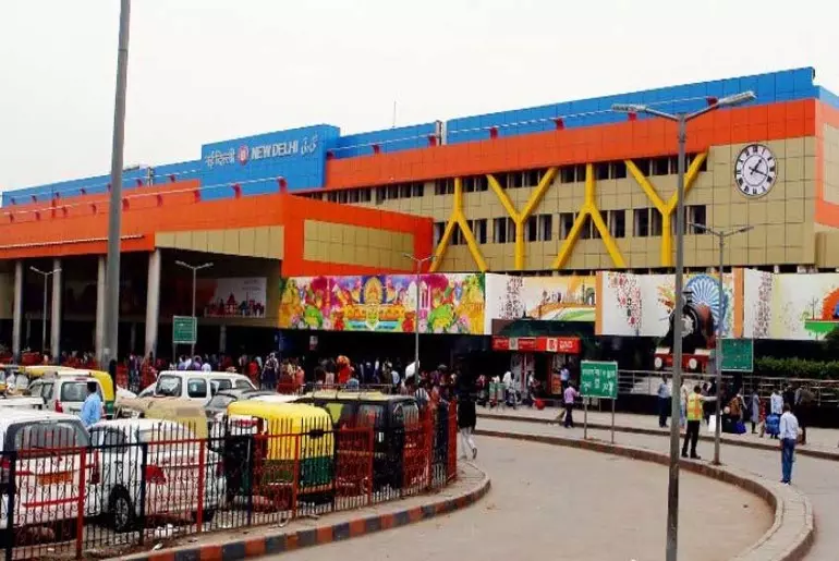 NDLS Ajmeri Gate Premium Car Parking Facility